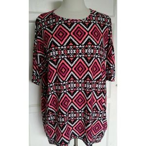 LulaRoe Irma tunic